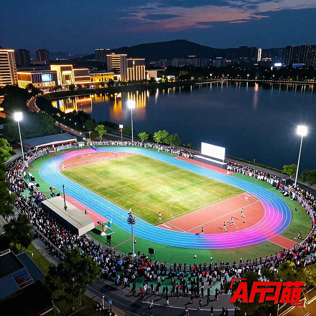 Amy Hunt chạy 22.16 giây ở Diamond League, khẳng định phong độ đỉnh cao sau 4 vàng châu Âu