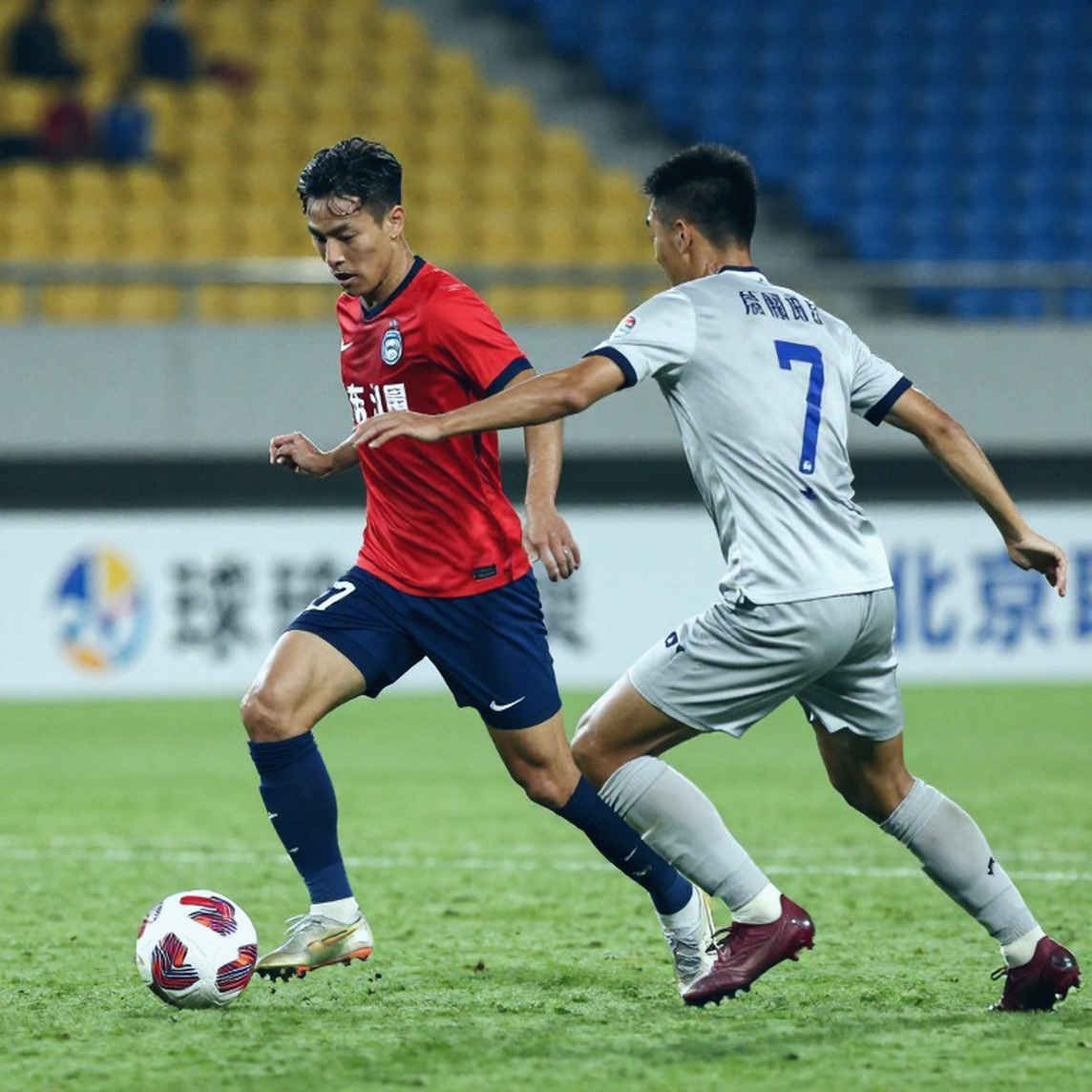V.League 1 và lỗ hổng dữ liệu: Khi bóng đá Việt Nam bị phân tích bằng mắt thường