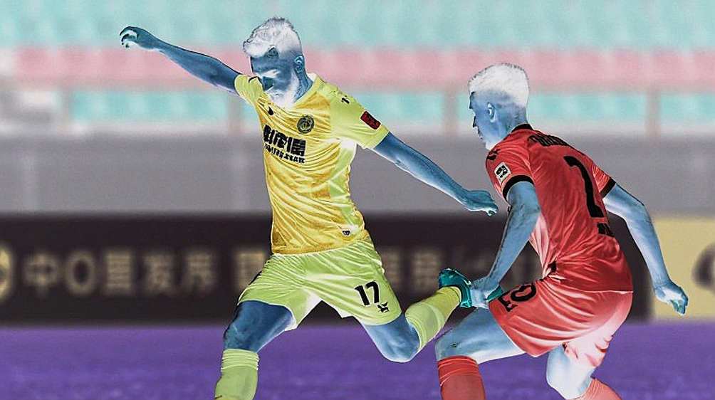 Zion Suzuki, đội hình tiêu biểu và khoảng trống dữ liệu ở Aston Villa