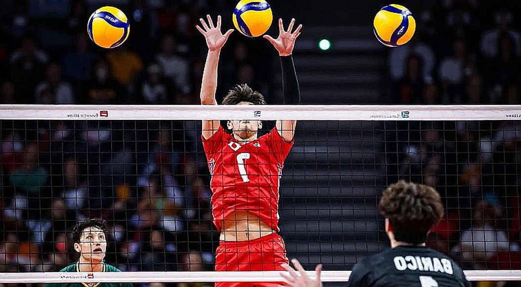 Efeler để Romania cầm nhịp: Thổ Nhĩ Kỳ thua 3-1 và dồn số phận vào trận cuối bảng D