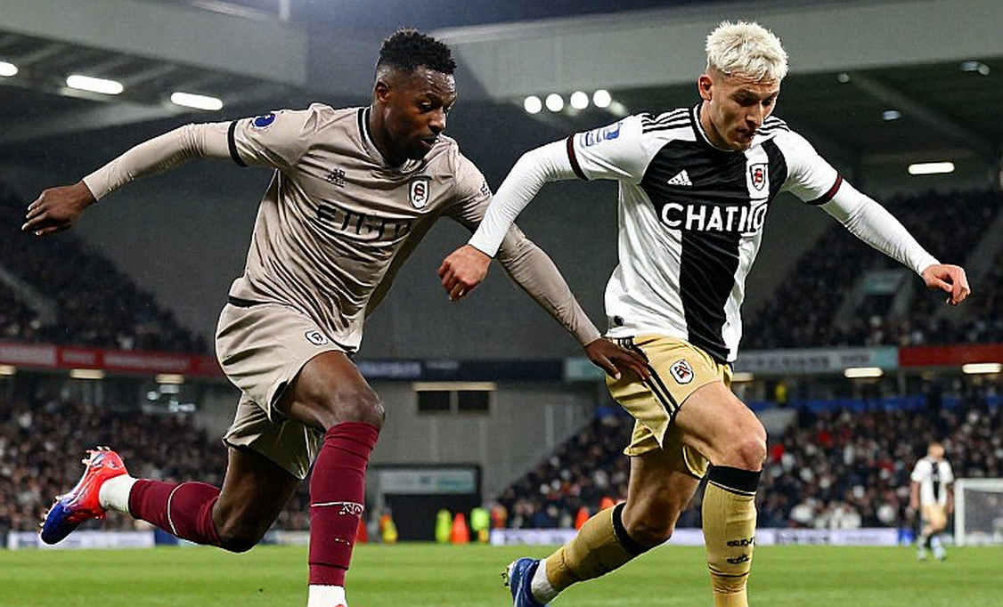 V.League mùa chuyển nhượng: Nhịp thở thật nằm ở lịch thi đấu và đôi chân