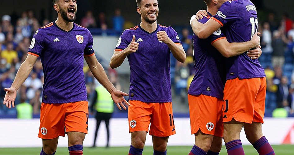 Barcelona và cú đúp lặng lẽ tháng Một: Khi đội bóng lớn học cách sống bằng hơi thở của người sắp hết hợp đồng
