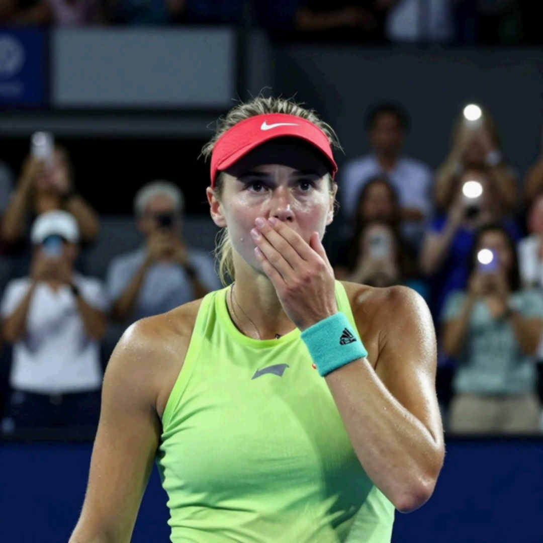 US Open ngày thứ Năm: Zverev thoát hiểm, Badosa chịu thiệt vì lịch mưa, Eala viết lịch sử