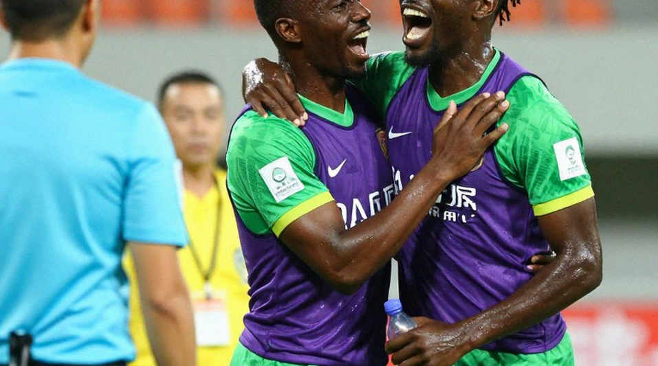 Tệp tin trống của V.League: bóng đá Việt Nam thiếu dữ liệu hay thiếu sổ nợ?