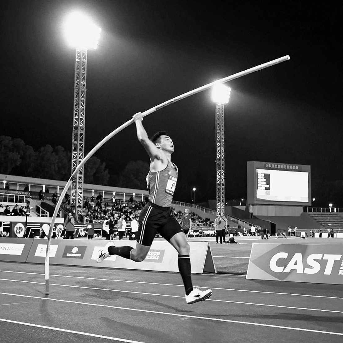 "Marathon" không có marathon: Giải chạy Hạ Long 15.000 người và khoảng trống dữ liệu không ai nói tới