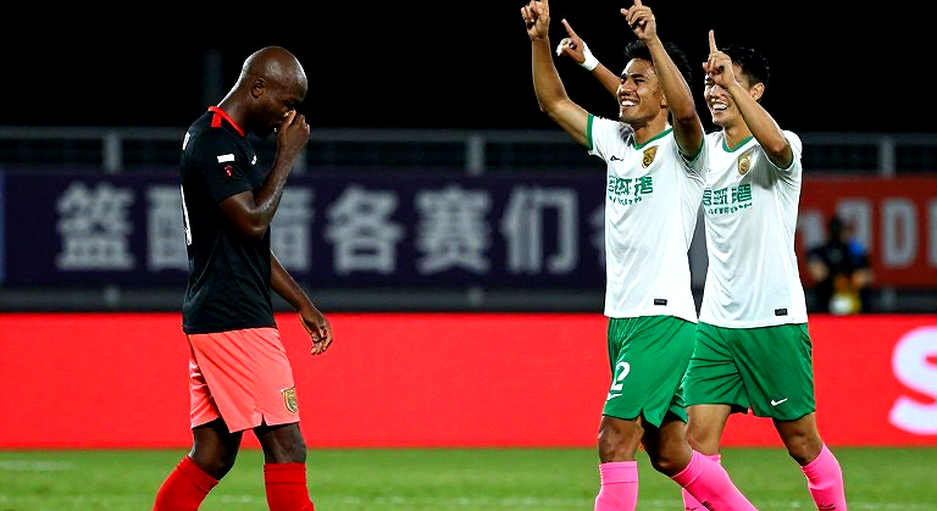 Bóng đá Việt Nam và bài toán bền vững: Khi khát vọng vượt xa hạ tầng