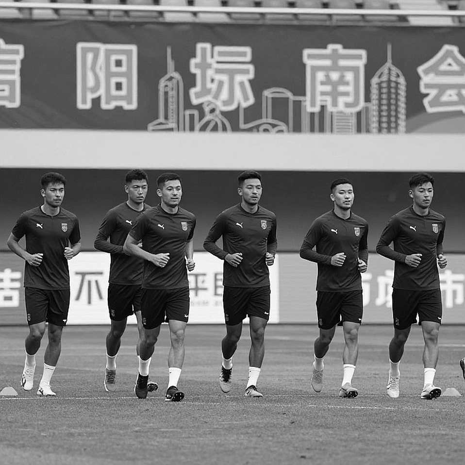 Quang Hai rút khỏi FIFA ASEAN Cup: khi vị trí số 10 và chiếc băng đội trưởng biến mất cùng lúc