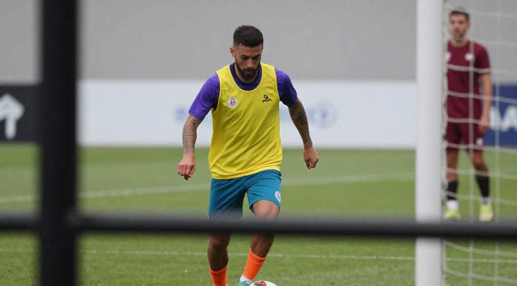 Thị trường chuyển nhượng V.League: Đọc tín hiệu giữa tiếng ồn